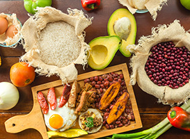 Generosidad: Hacemos todo para complacer y sorprender a nuestros viajeros, ofreciendo un mundo lleno de posibilidades, comodidades, sorpresas y mucha diversión